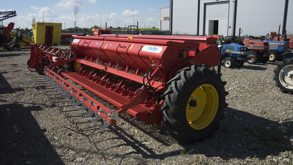 Semanatoare plante paioase Bufer, 24-32 randuri, 55-90 CP - Image 3