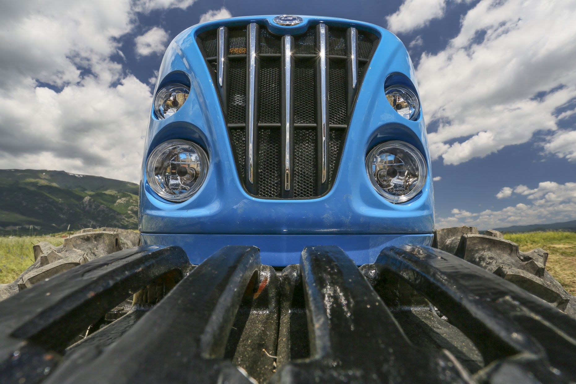 Tractor LS model R36i ROPS, 38.5 CP - Image 3