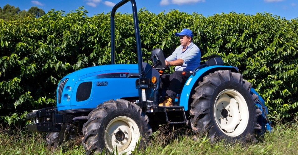 Tractor LS model MT3.40, 40 CP, tractiune 4x4 cu cadru ROPS, Tier V - Image 12